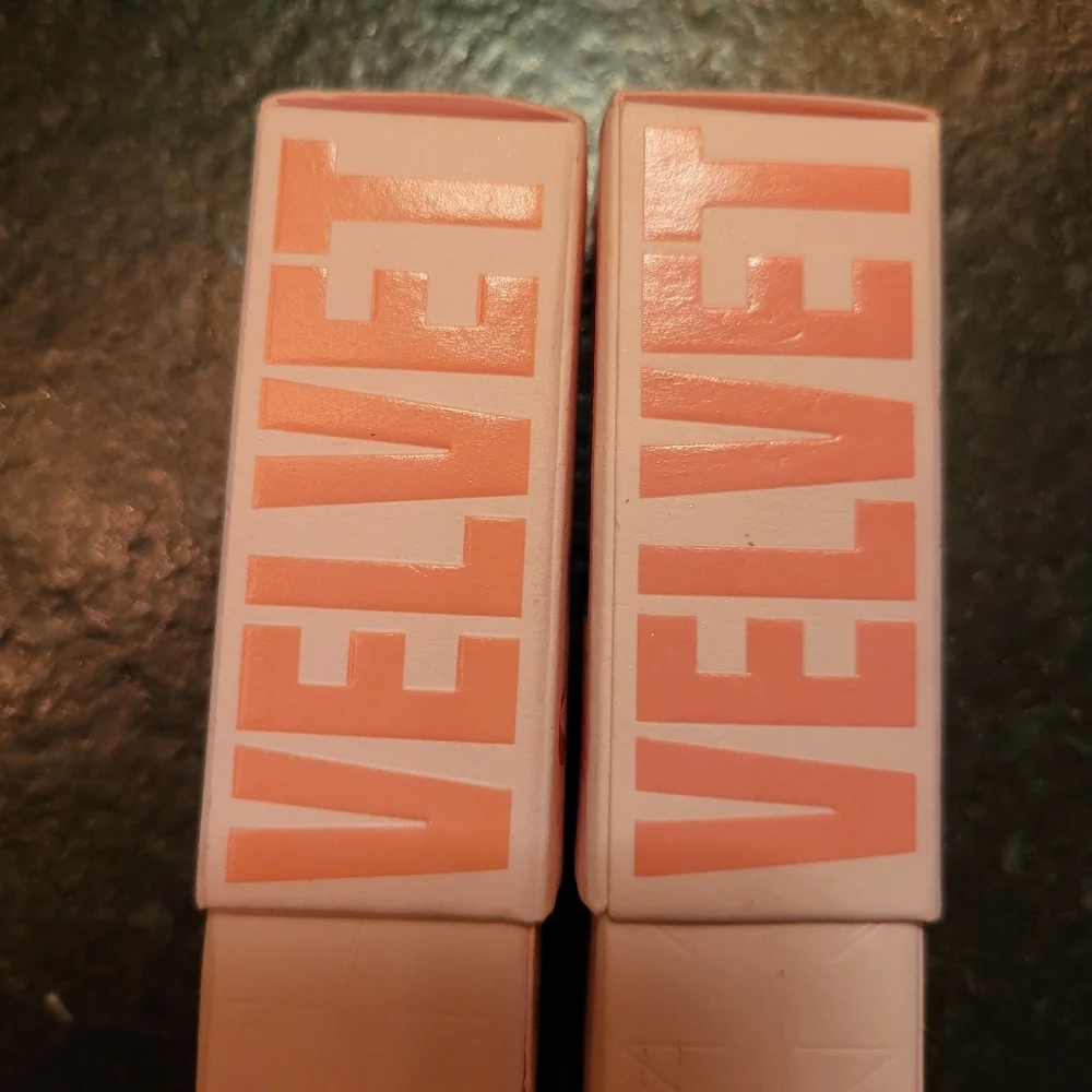 LOT OF TWO Nudist Colony & Celebrity Skin Jeffree Star Velvet Trap Lipstick NEW
